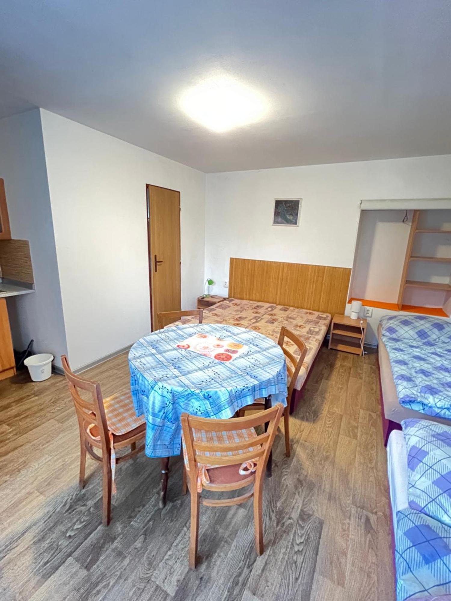 Ubytování Sýkora Apartments Veľký Meder Esterno foto