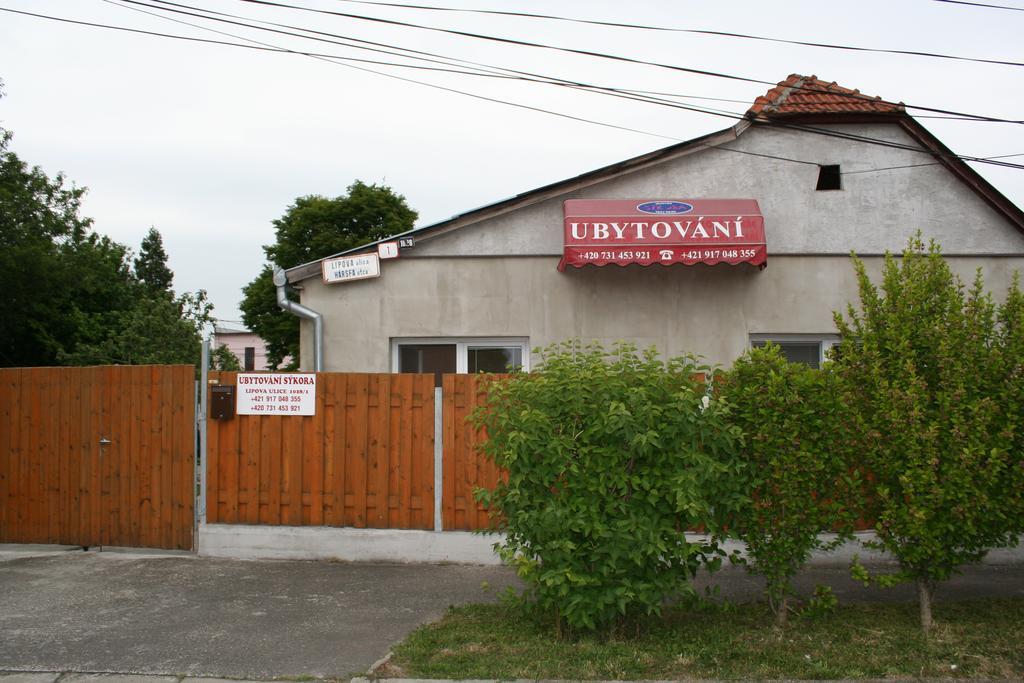 Ubytování Sýkora Apartments Veľký Meder Esterno foto