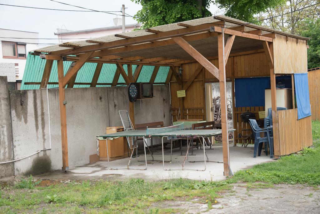 Ubytování Sýkora Apartments Veľký Meder Esterno foto