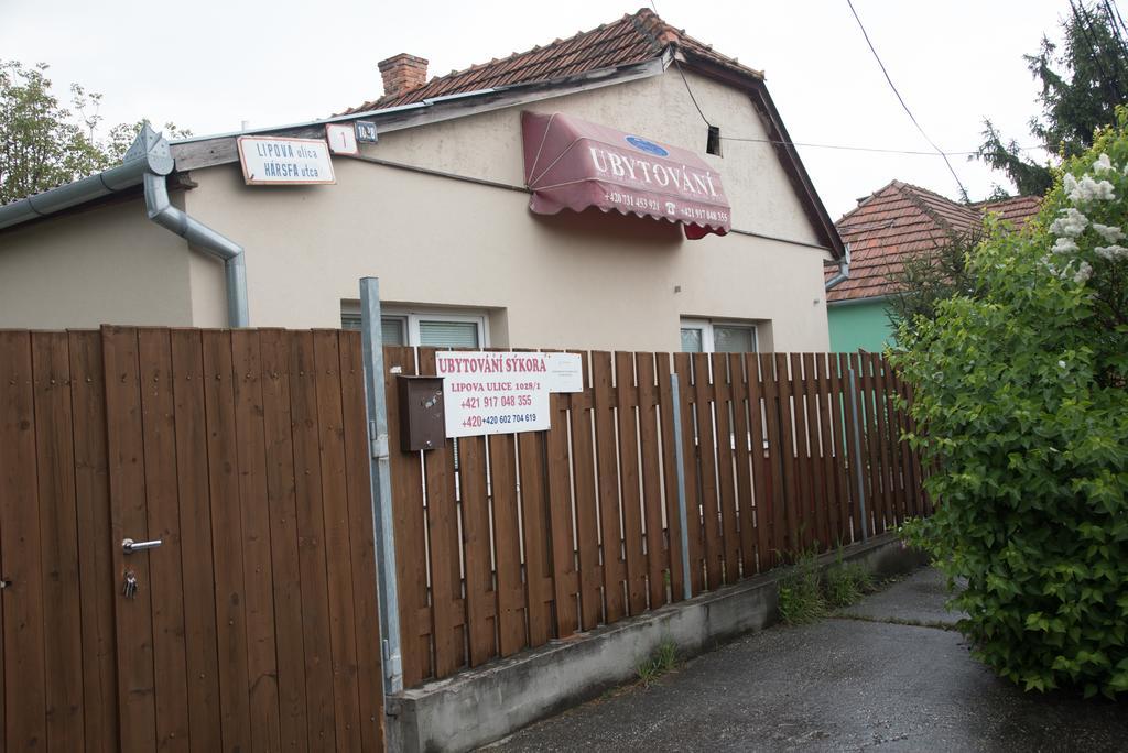 Ubytování Sýkora Apartments Veľký Meder Esterno foto